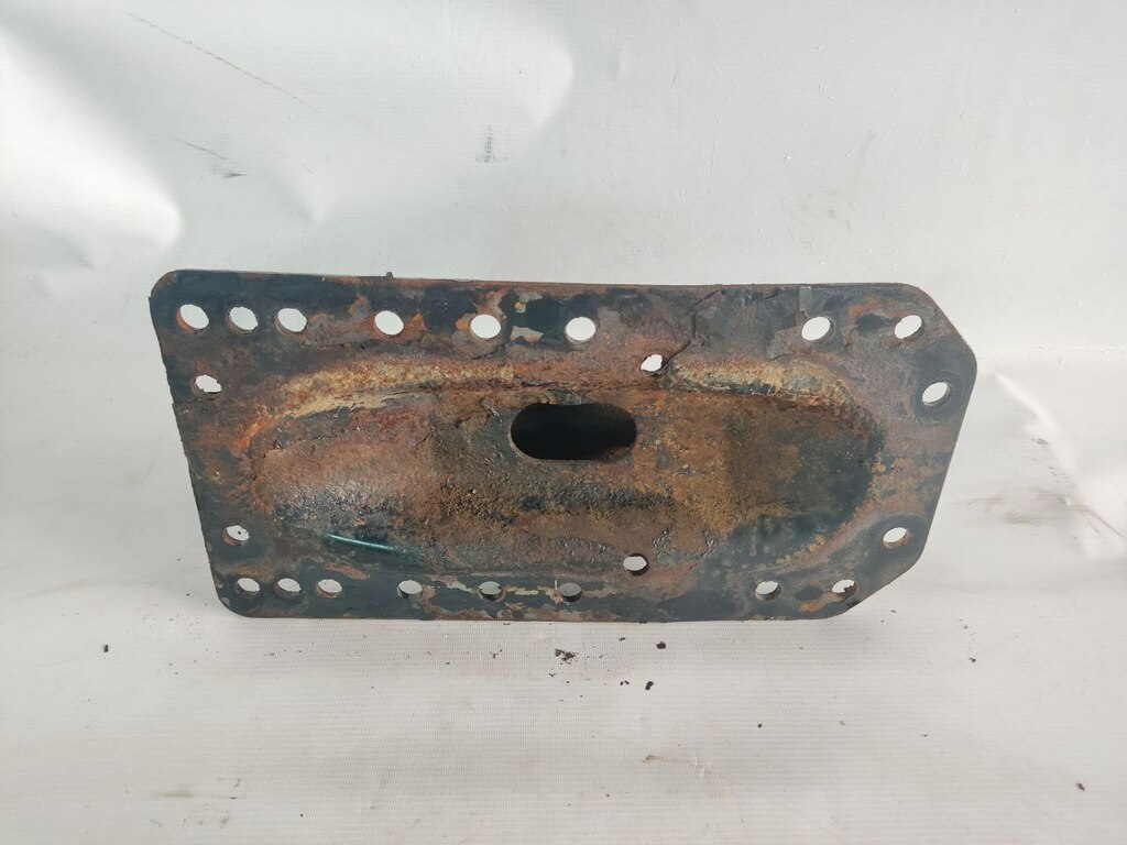 кронштейн траверсы коробки передач левый б/у - 2